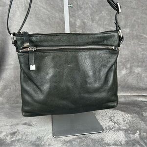 Margot New York‎ Black Leather Crossbody Purse Adjustable Strap Zipper Pockets